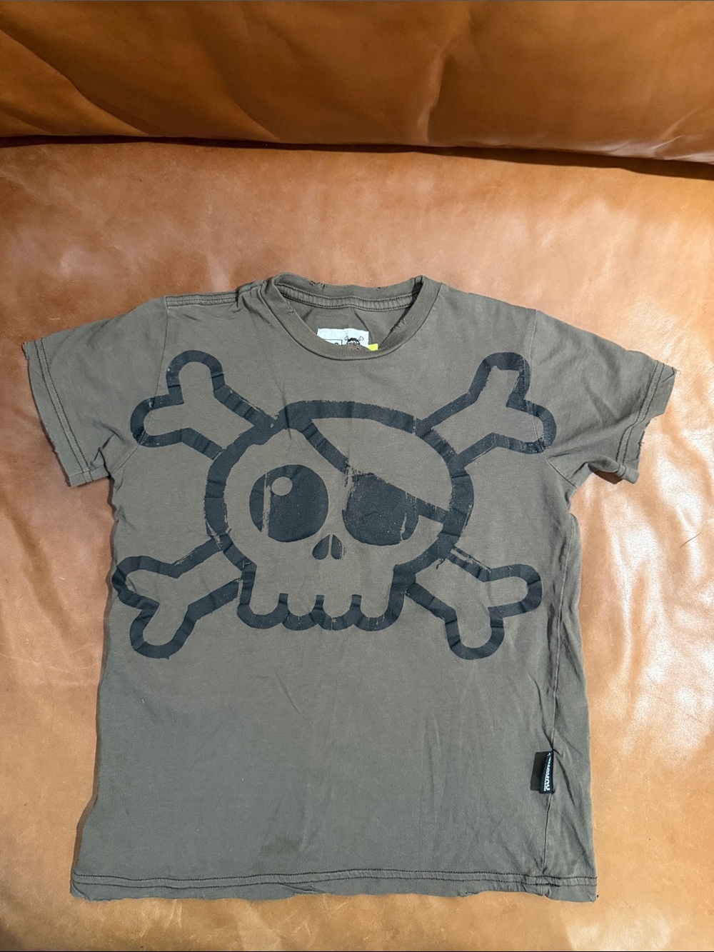 nununu Brown Tee with Black Skull & Crossbones Graphic